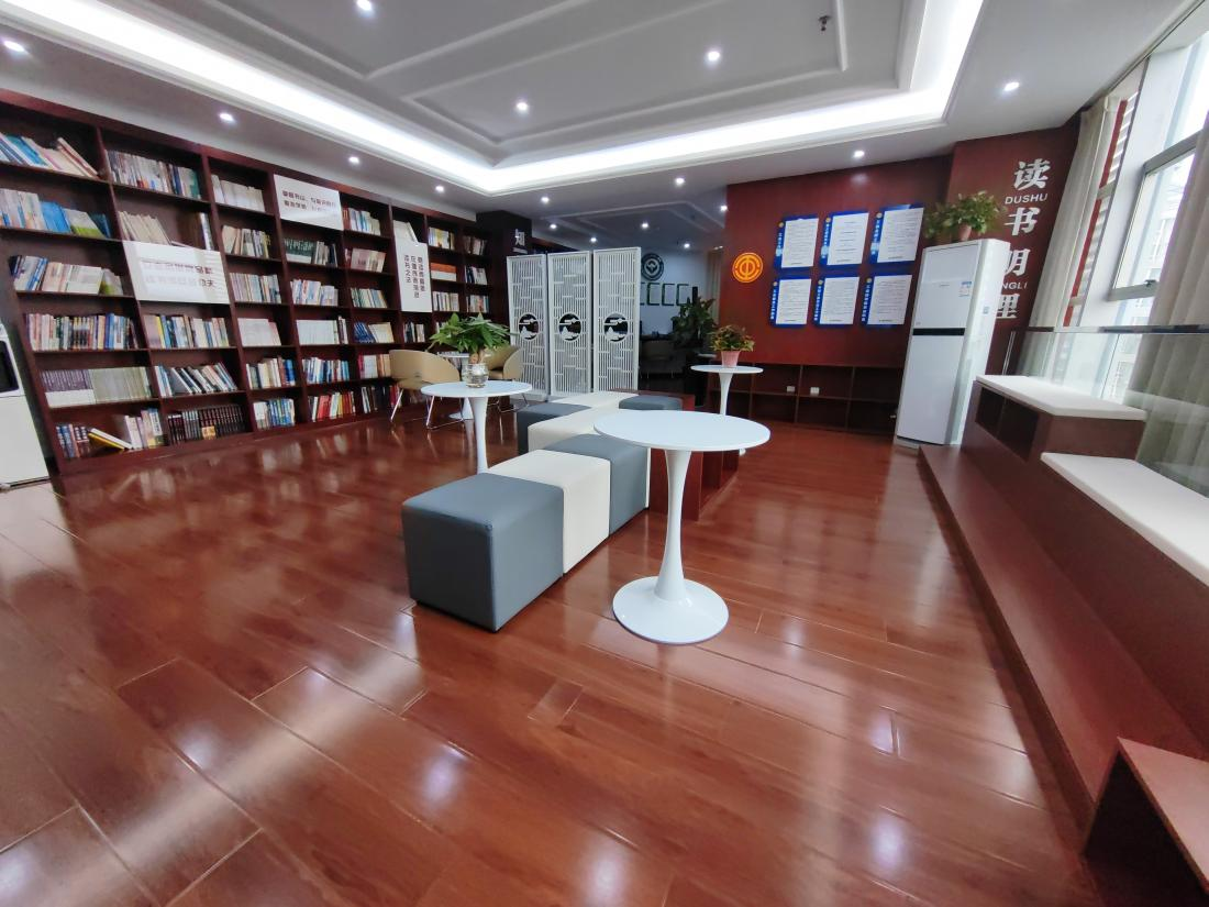 1728979296276918.png 图片1.png